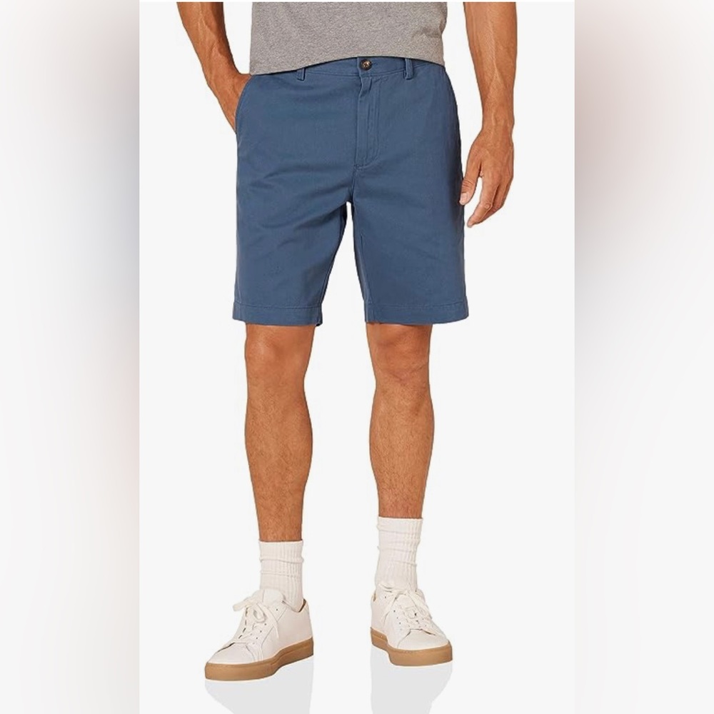 Amazon Essentials Slim Fit shorts 8” seam 32W